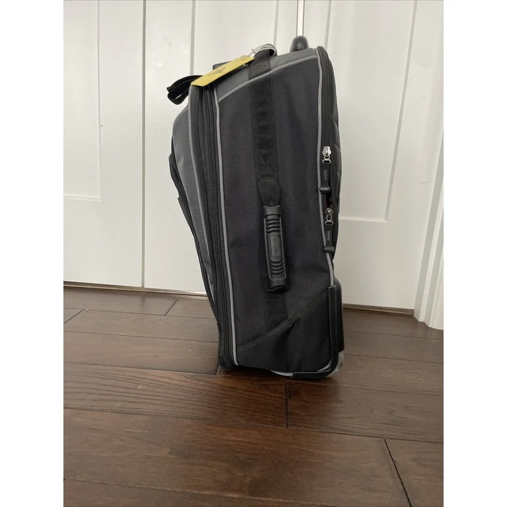 Adidas‎ Carry On Suitcase Black Stadium Wheeled Rolling Bag